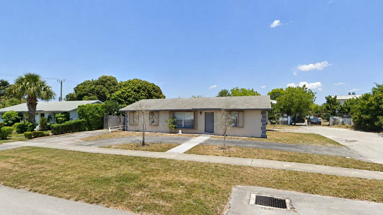 399 14th Street - Photo 1