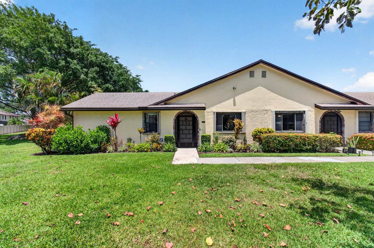 23377 Barlake Drive - Photo 1