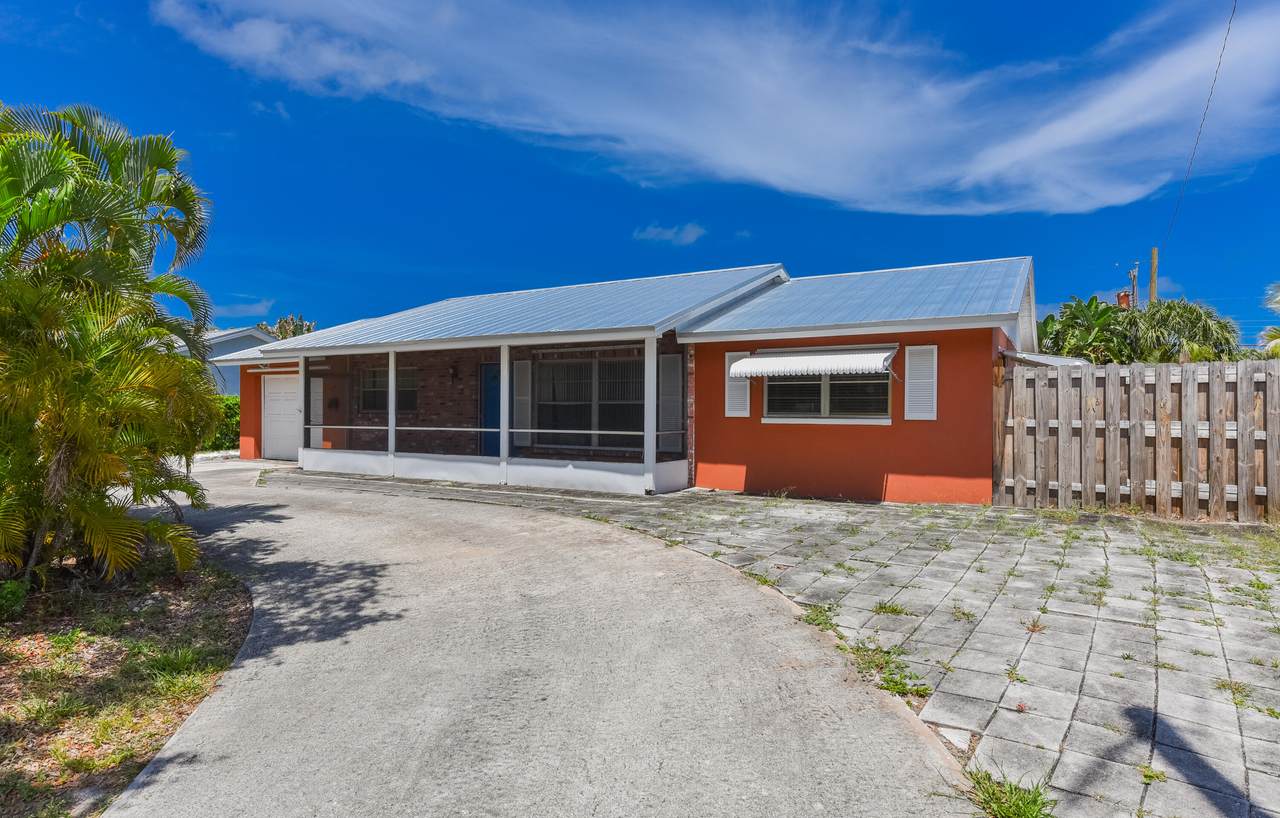 928 Prosperity Farms Road - Photo 1