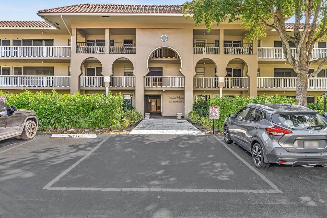 100 Royal Palm Way - Photo 1
