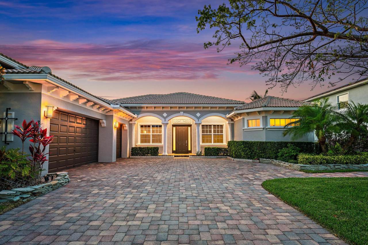 340 Rudder Cay Way - Photo 1