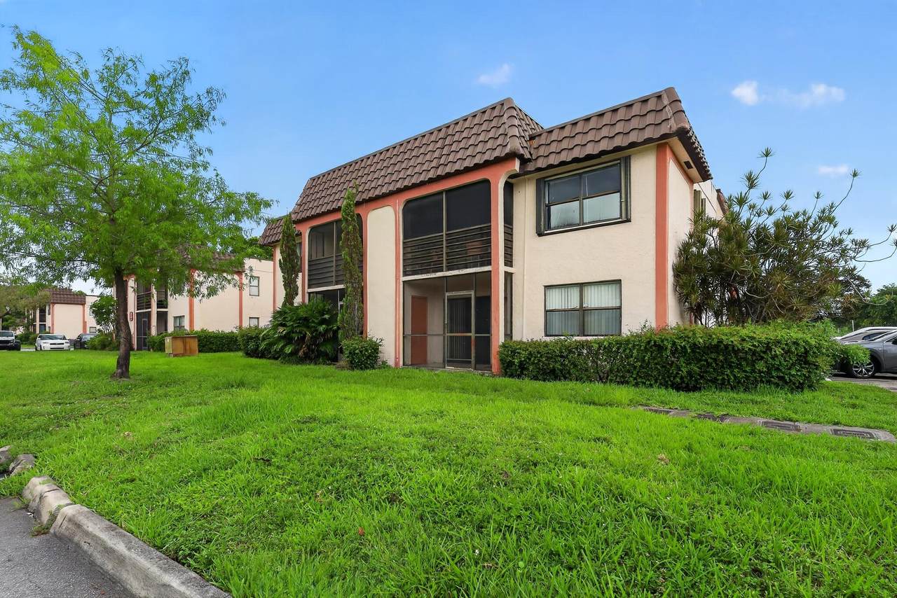 20805 8th Court - Photo 1