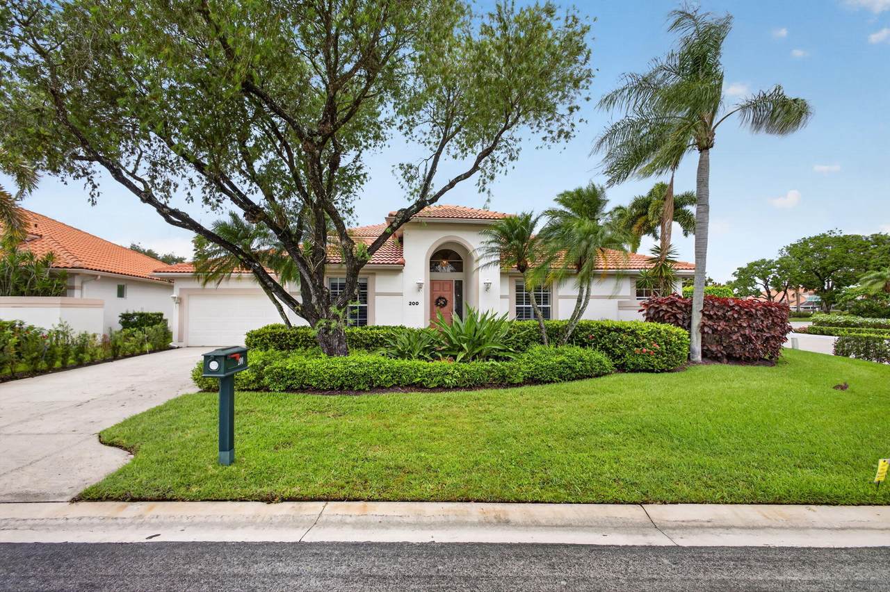200 Eagleton Estates Boulevard - Photo 1