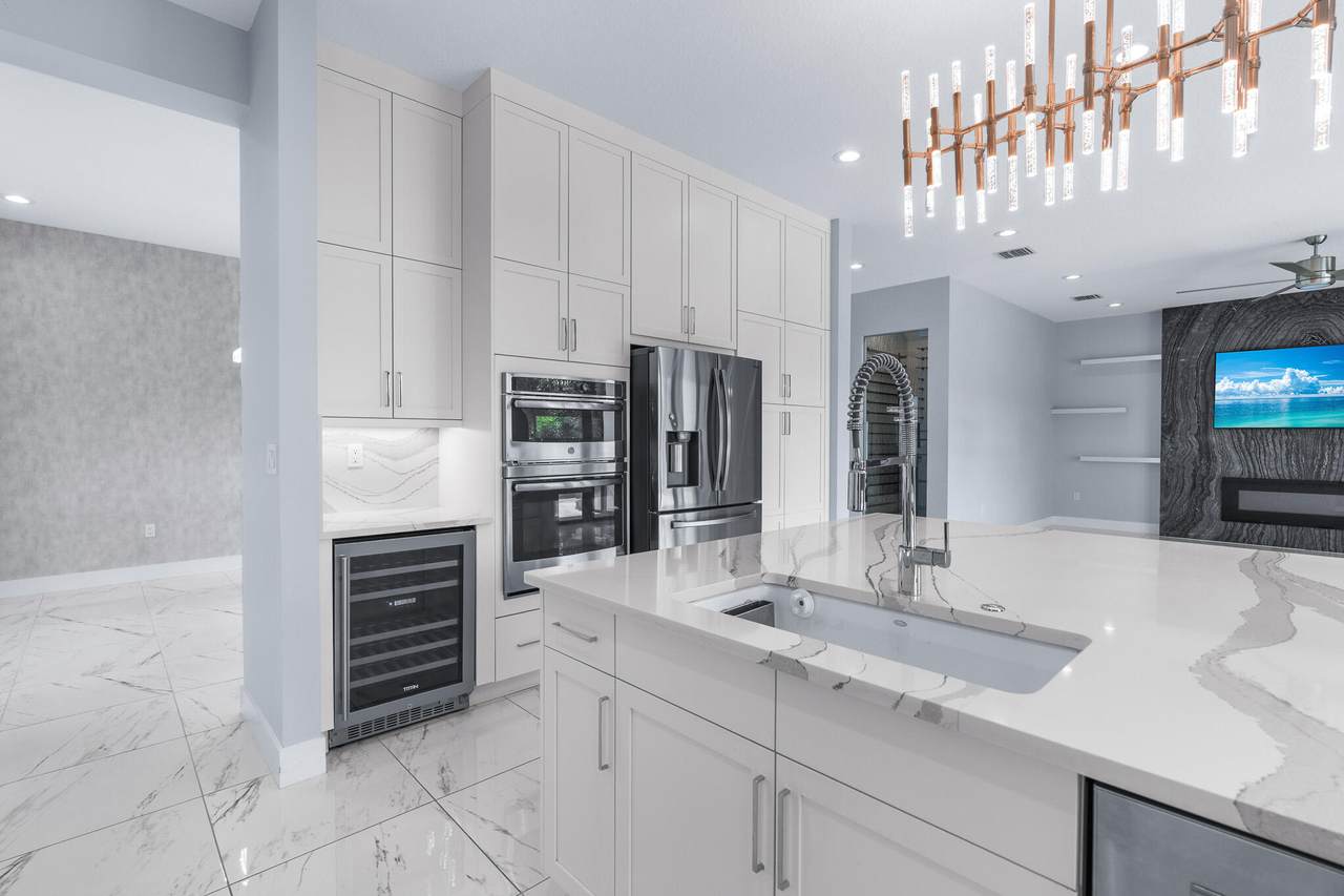17411 Sea Blossom Way - Photo 1