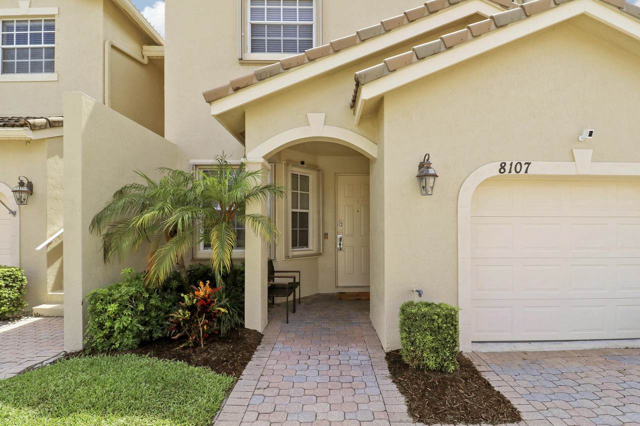 8107 Carnoustie Place - Photo 1