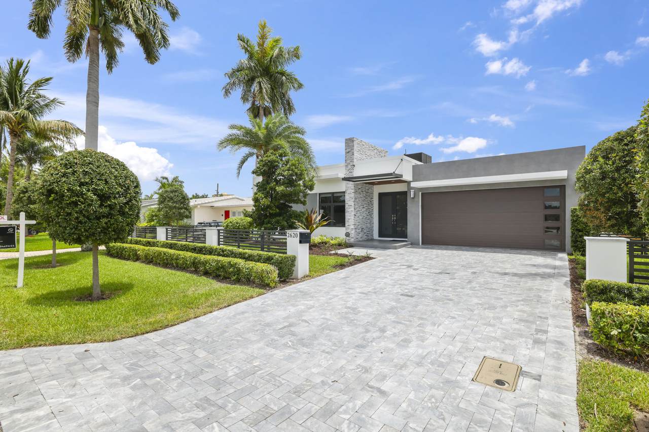 2620 6th Street - Photo 1