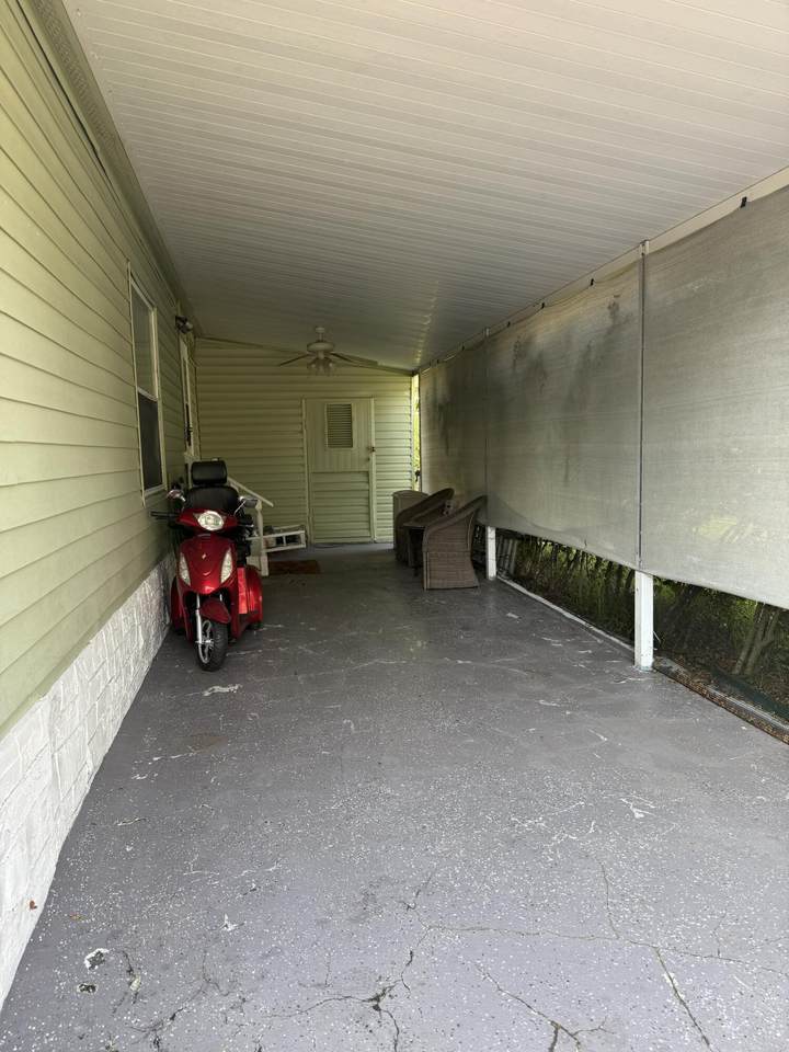 https://bt-photos.global.ssl.fastly.net/beaches/1280_boomver_3_B26044599-2.jpg