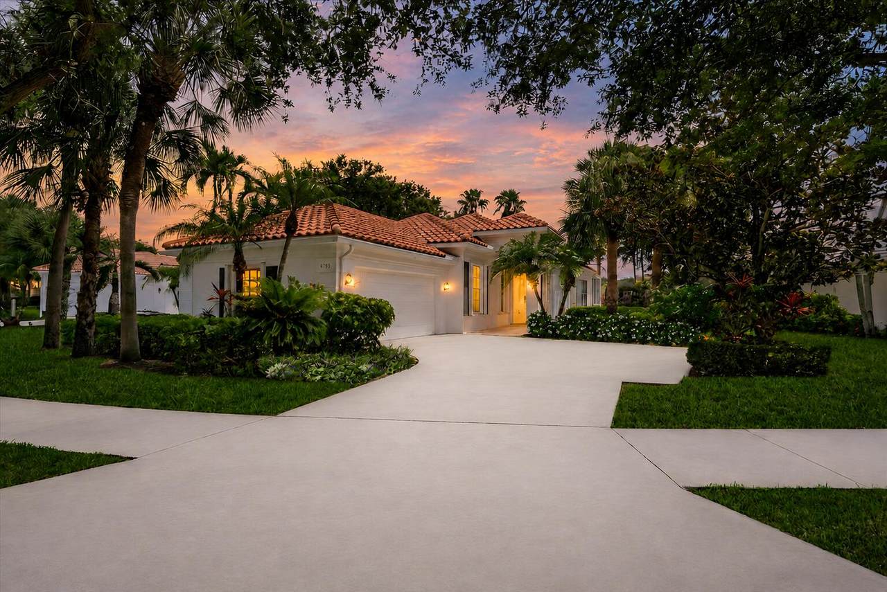 4789 Valencia Drive - Photo 1