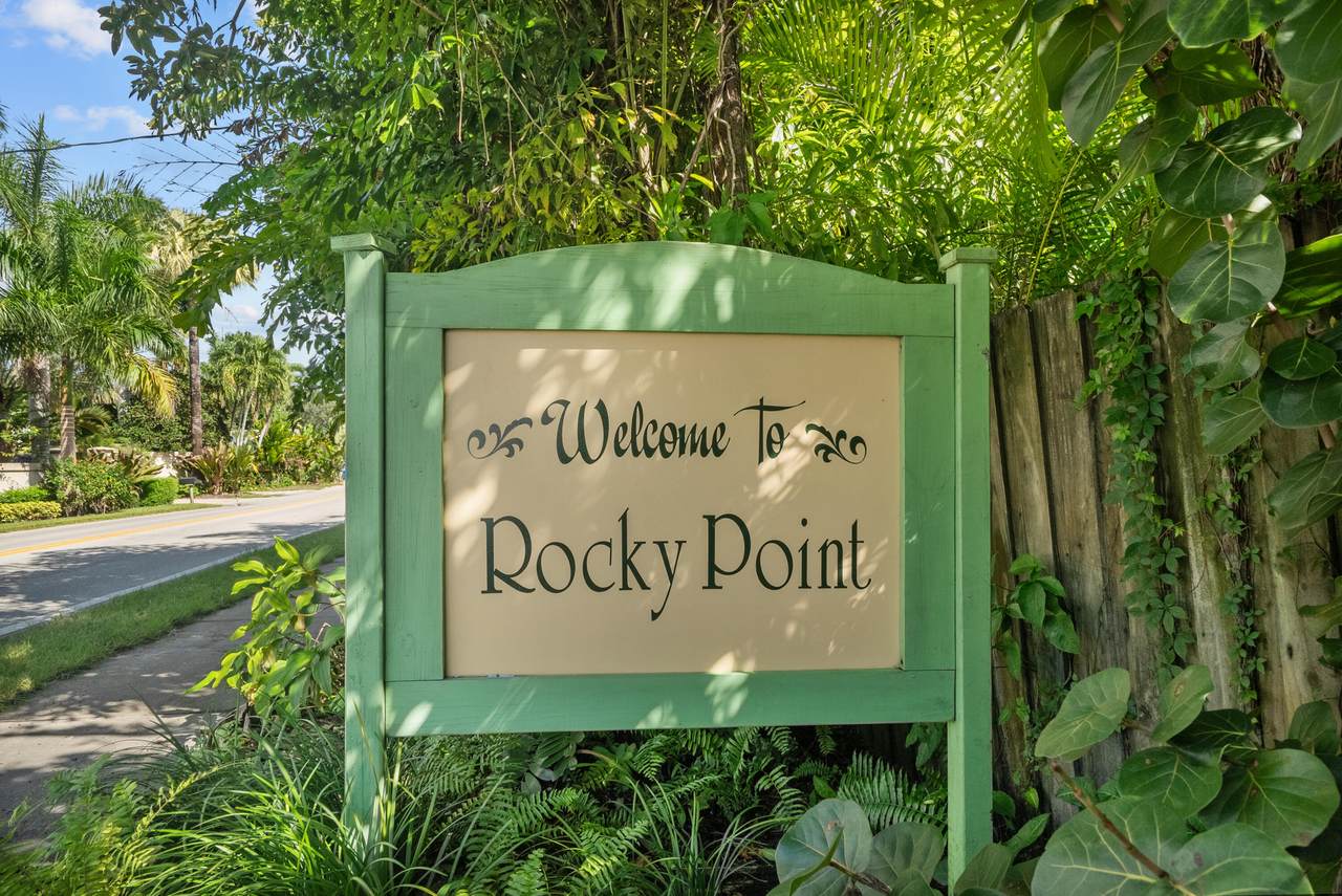 https://bt-photos.global.ssl.fastly.net/beaches/1280_boomver_2_B26045750-2.jpg