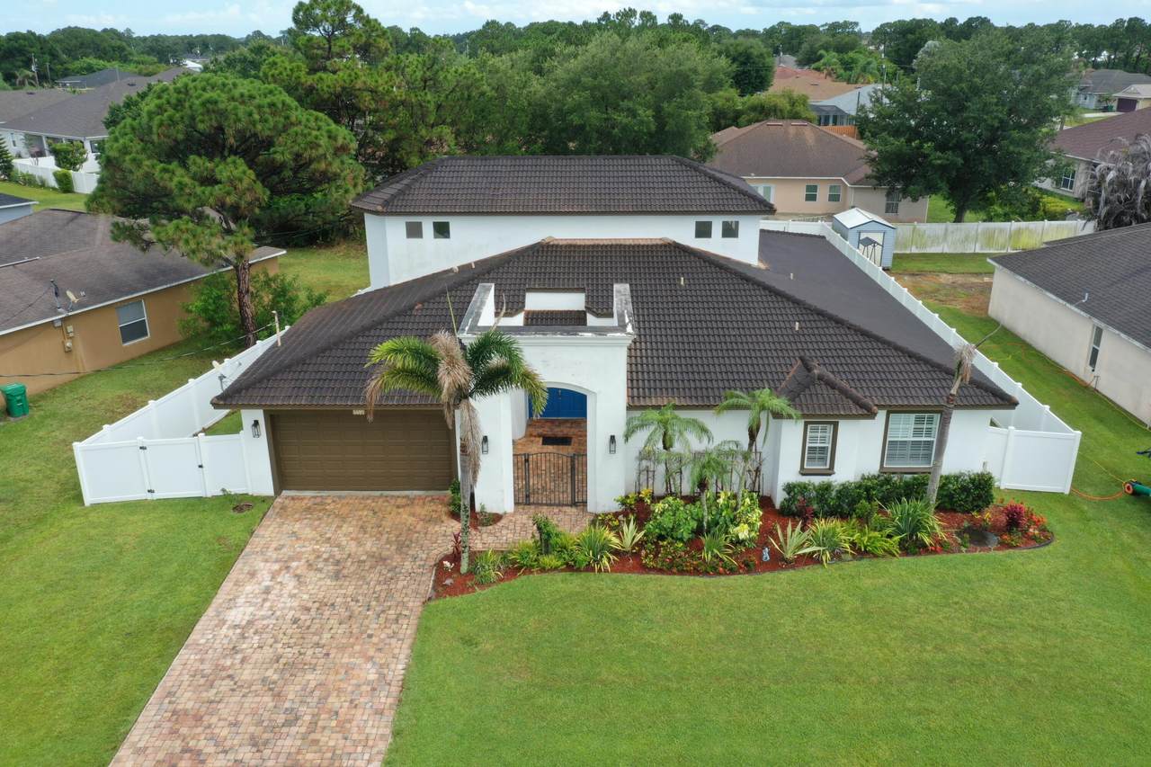 6008 Winfield Drive - Photo 1