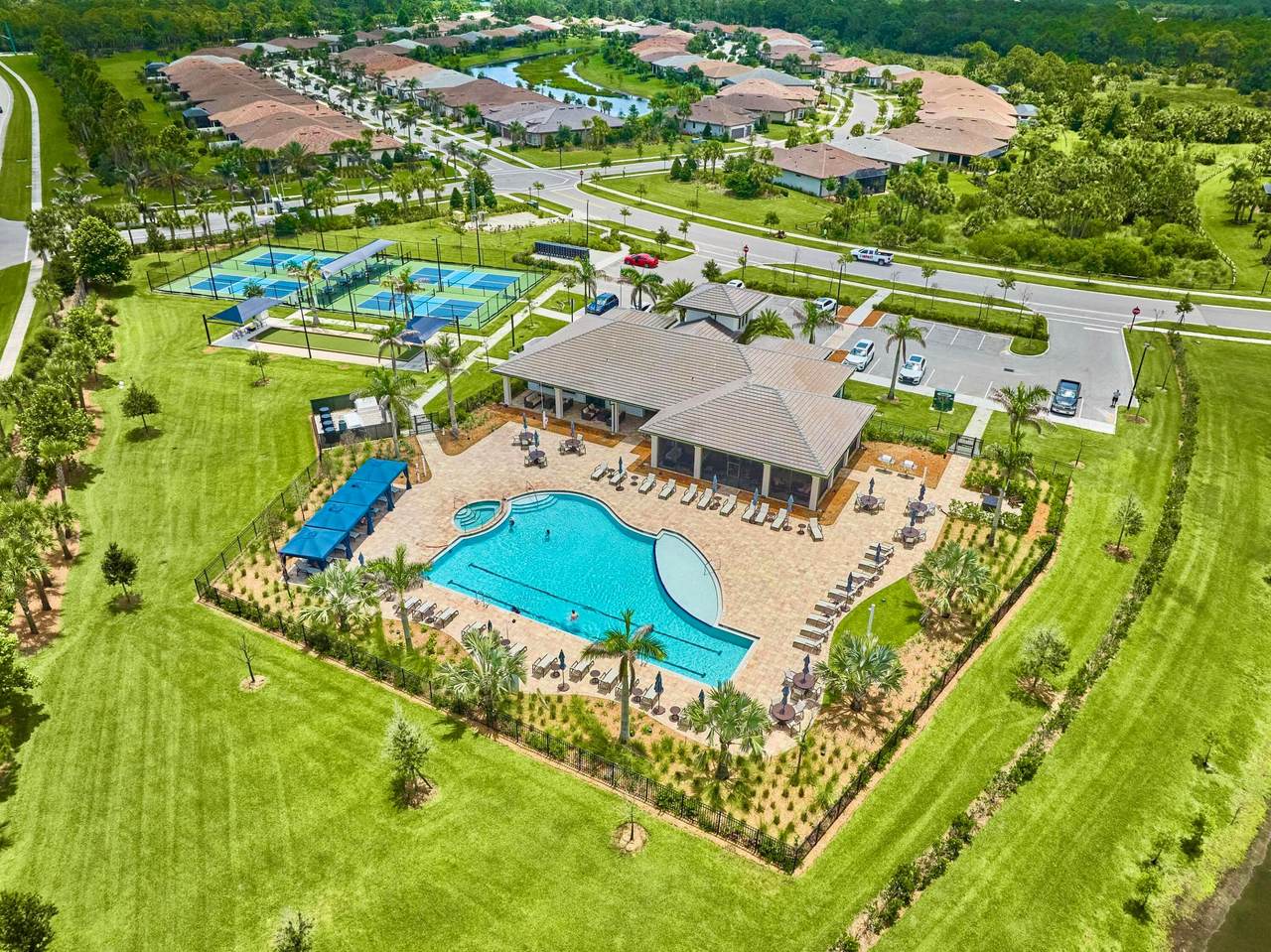https://bt-photos.global.ssl.fastly.net/beaches/1280_boomver_2_B26047758-2.jpg