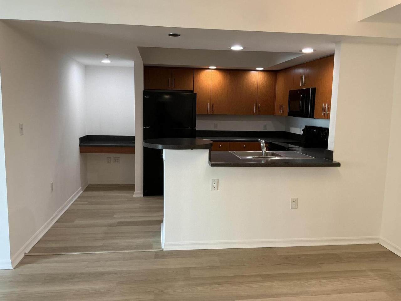 100 Federal Highway - Photo 1