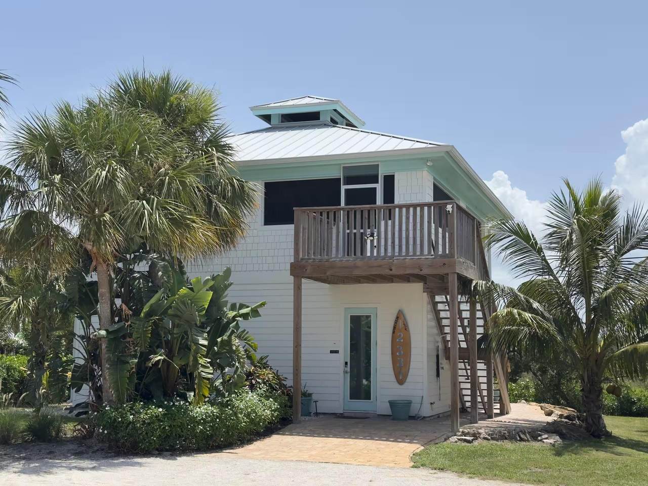 https://bt-photos.global.ssl.fastly.net/beaches/1280_boomver_1_B26048598-2.jpg