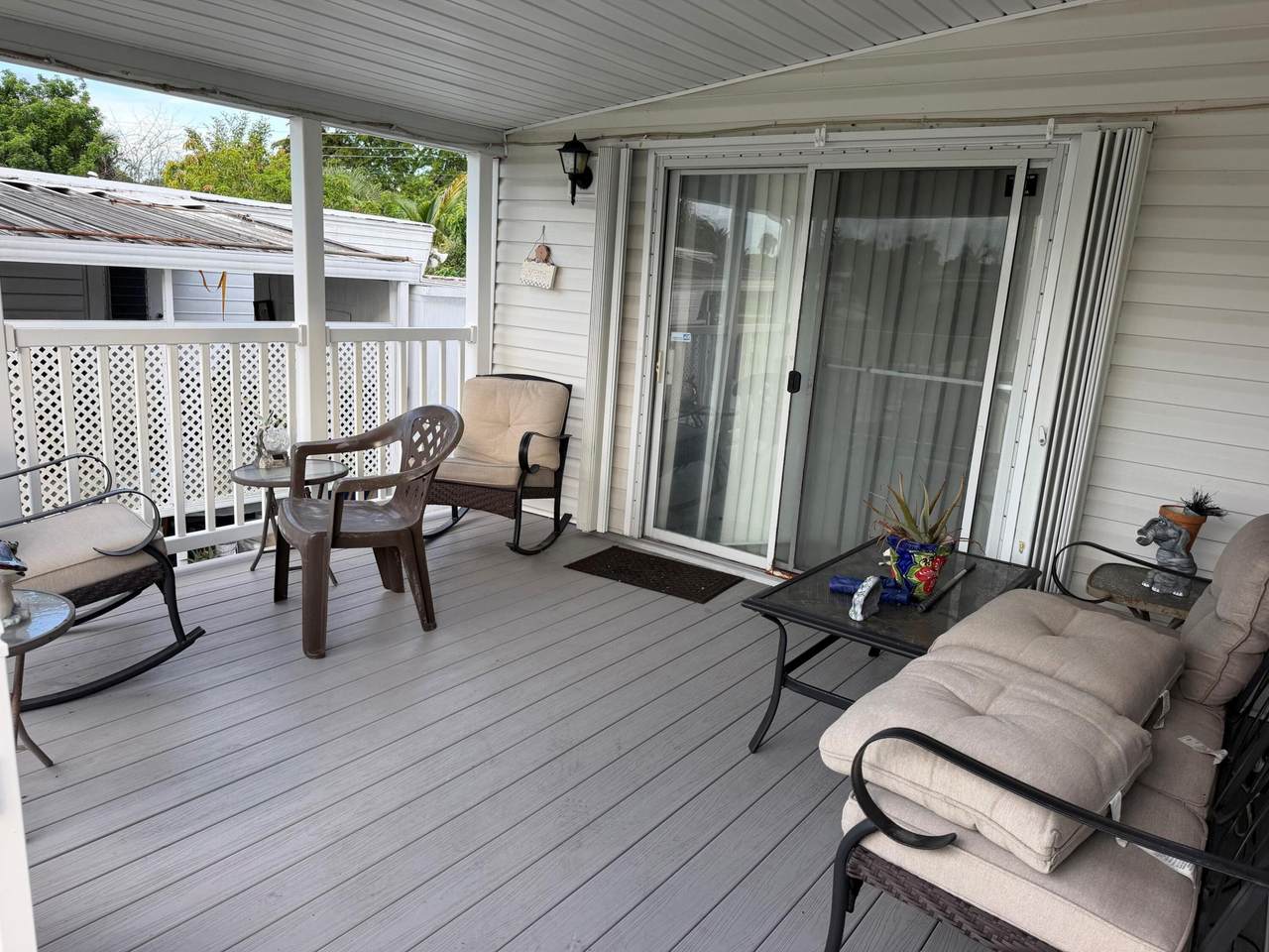https://bt-photos.global.ssl.fastly.net/beaches/1280_boomver_2_B26049297-2.jpg