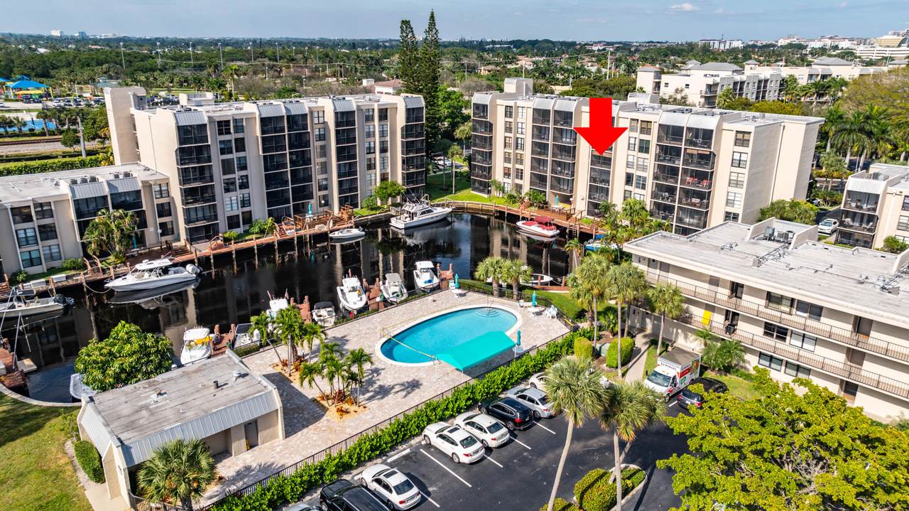 3 Royal Palm Way - Photo 1