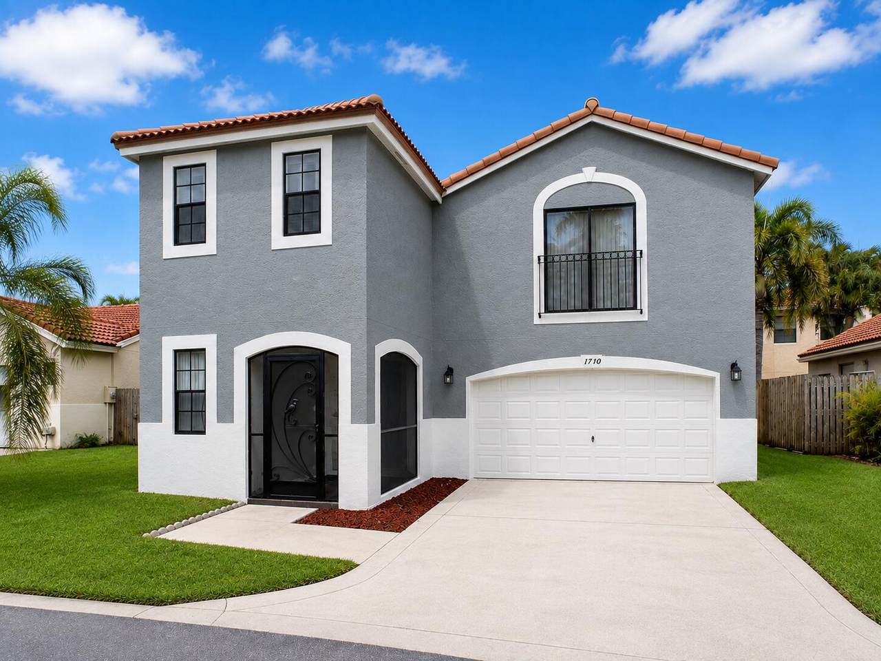 1710 Shoreside Circle - Photo 1