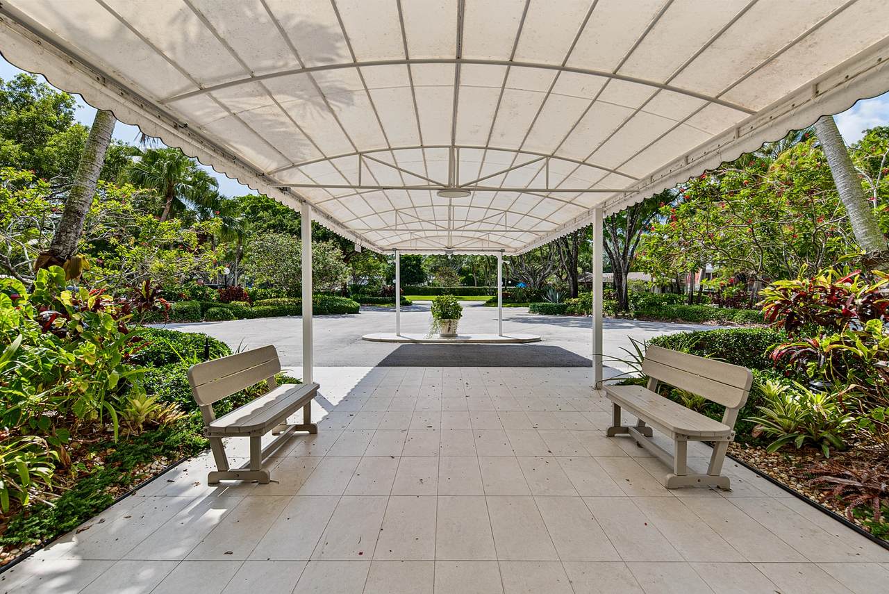 804 Cypress Boulevard - Photo 1