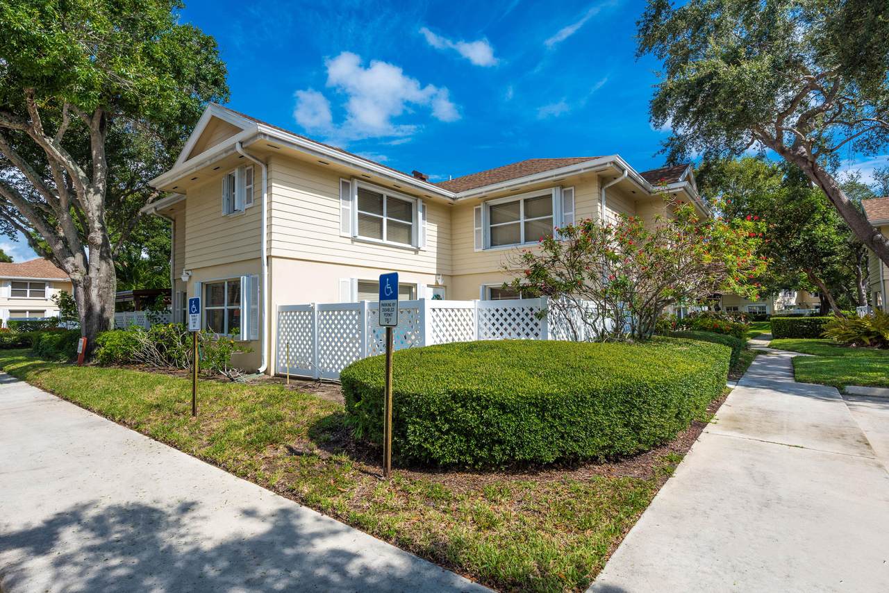 8135 Bridgewater Court - Photo 1