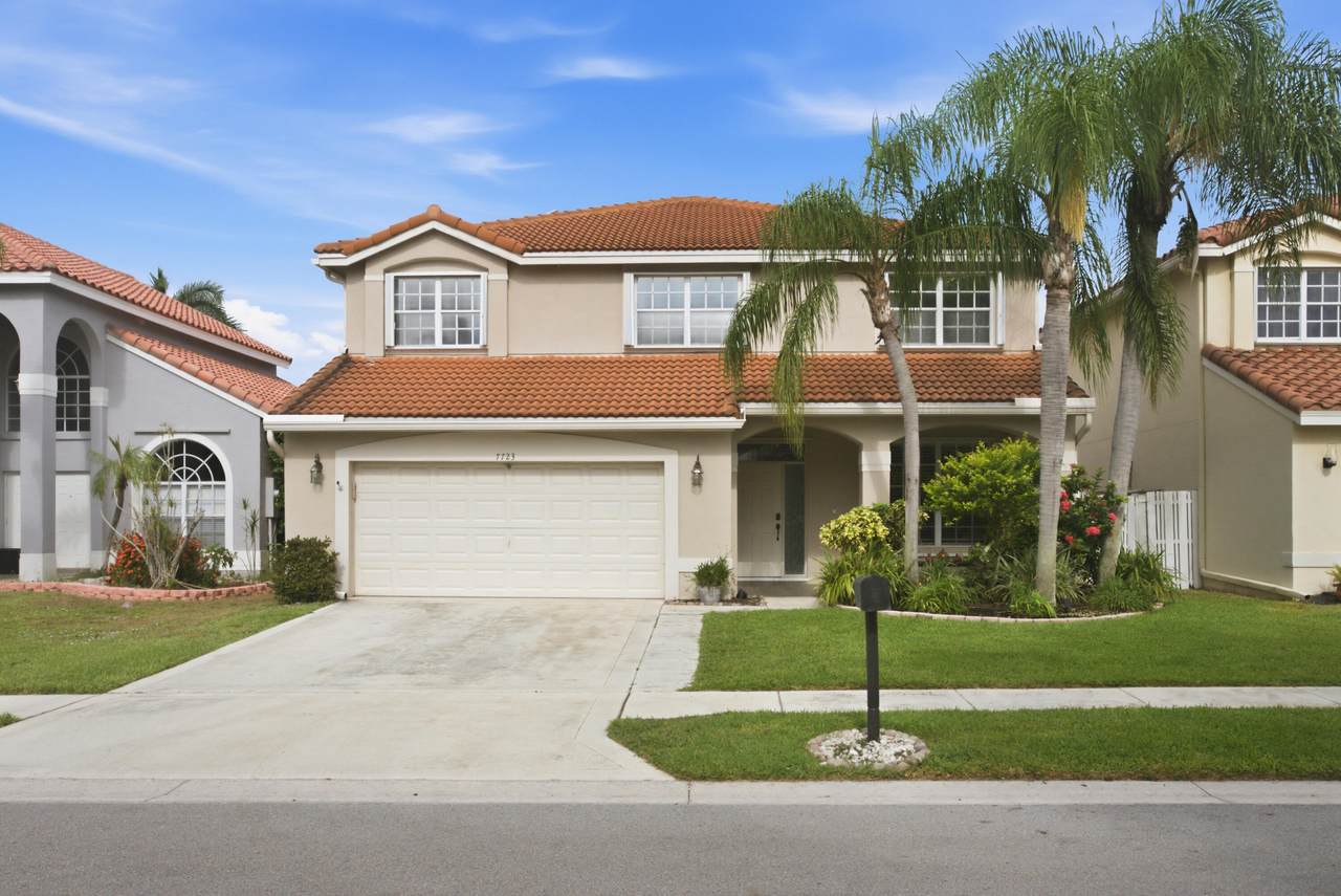 7723 Thornlee Drive - Photo 1
