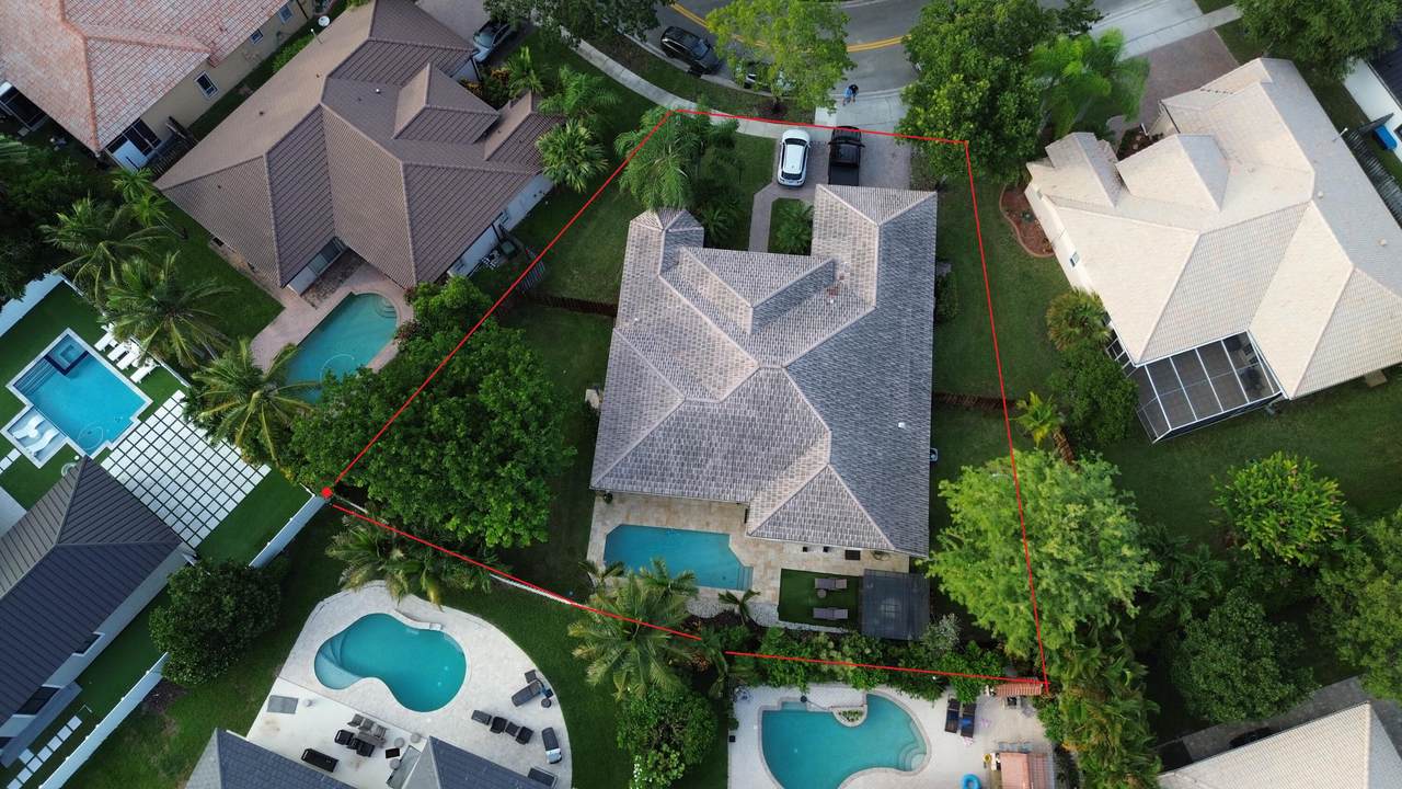 12944 21ST Street - Photo 1