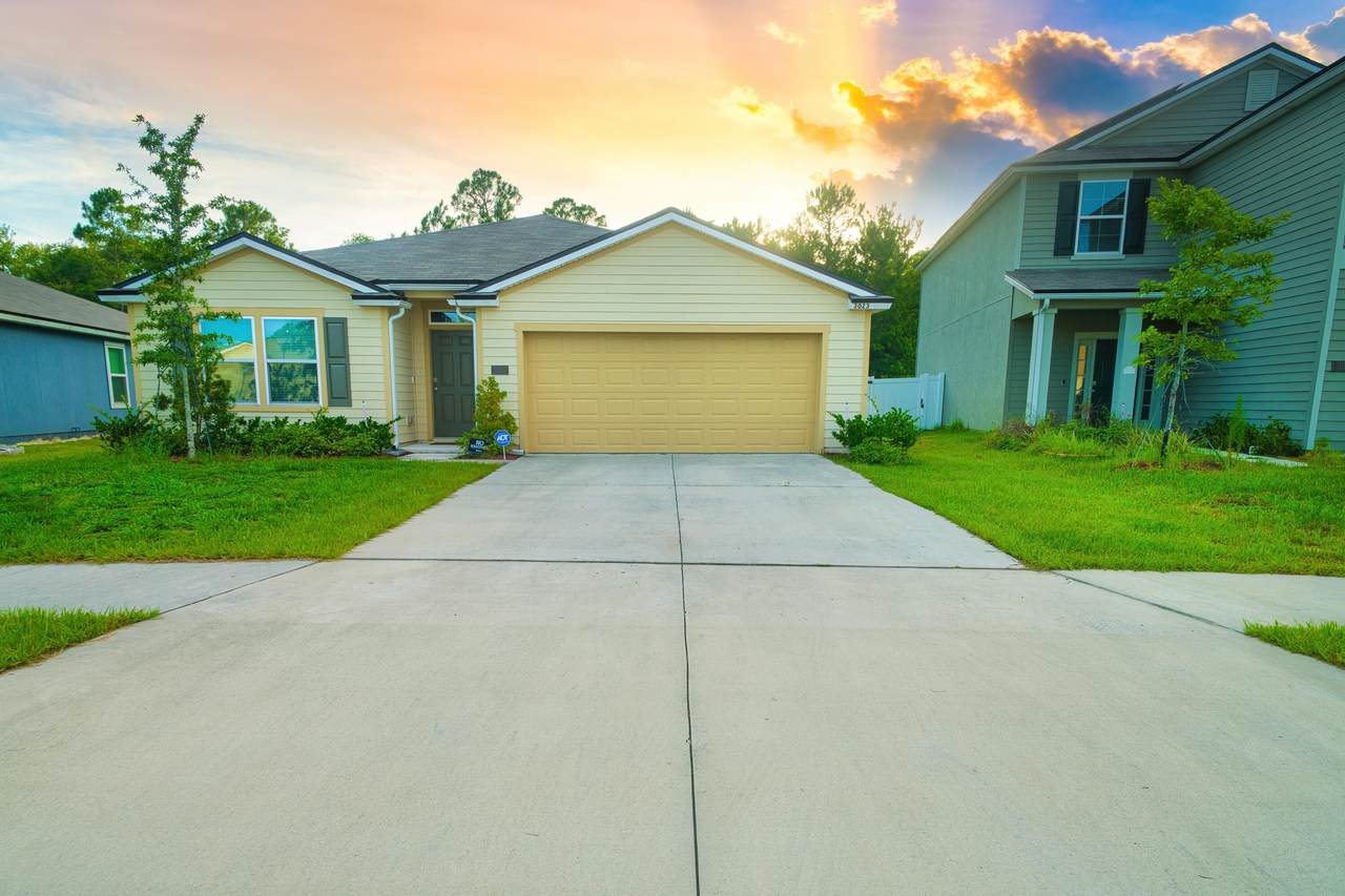 3023 Rustic Deer Way - Photo 1