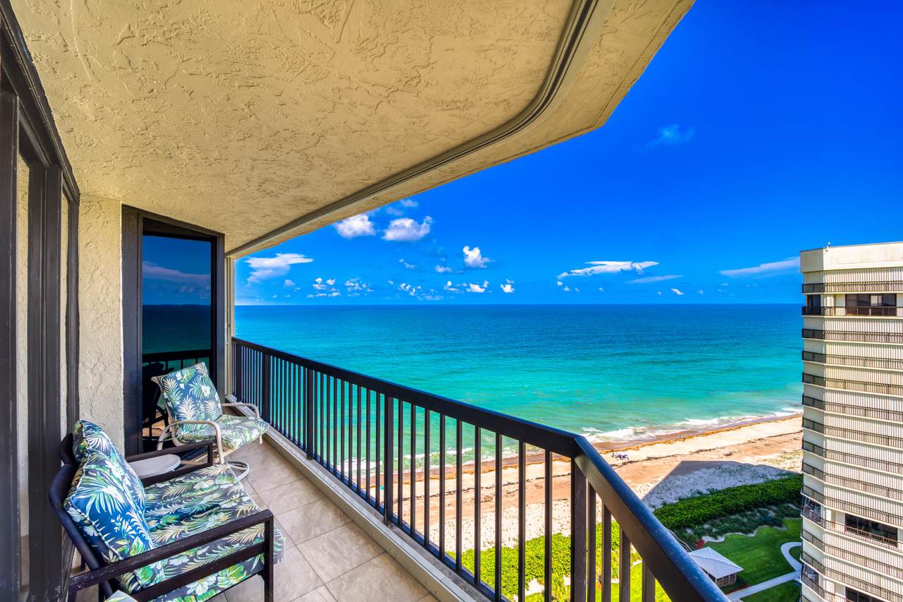 https://bt-photos.global.ssl.fastly.net/beaches/1280_boomver_1_B26058059-2.jpg