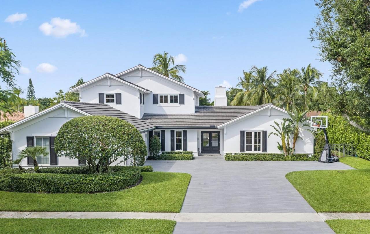 2892 Banyan Blvd Circle - Photo 1