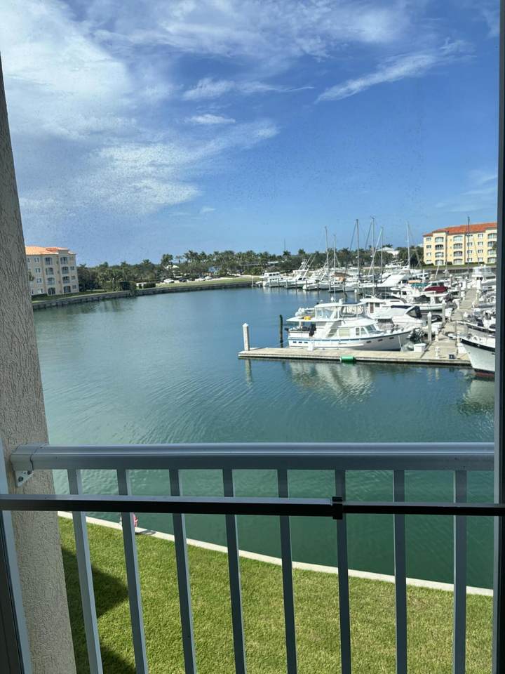 14 Harbour Isle Drive - Photo 1