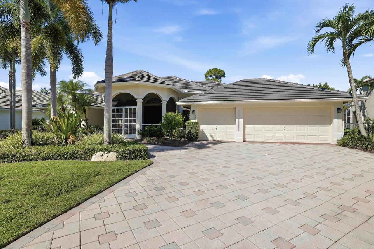 533 Cypress Green Circle - Photo 1