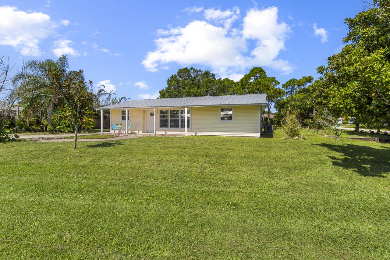 874 Blossom Drive - Photo 1