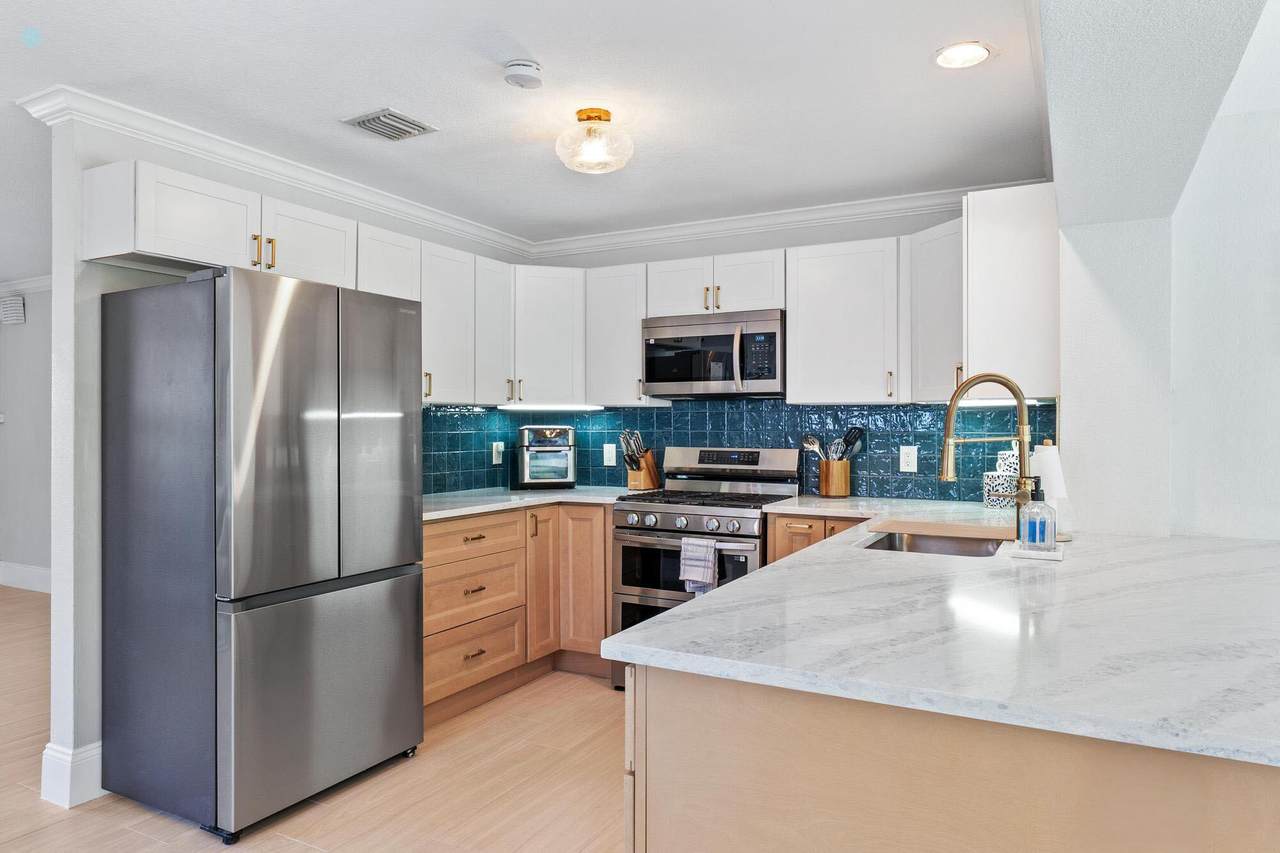 511 Ivy Avenue - Photo 1