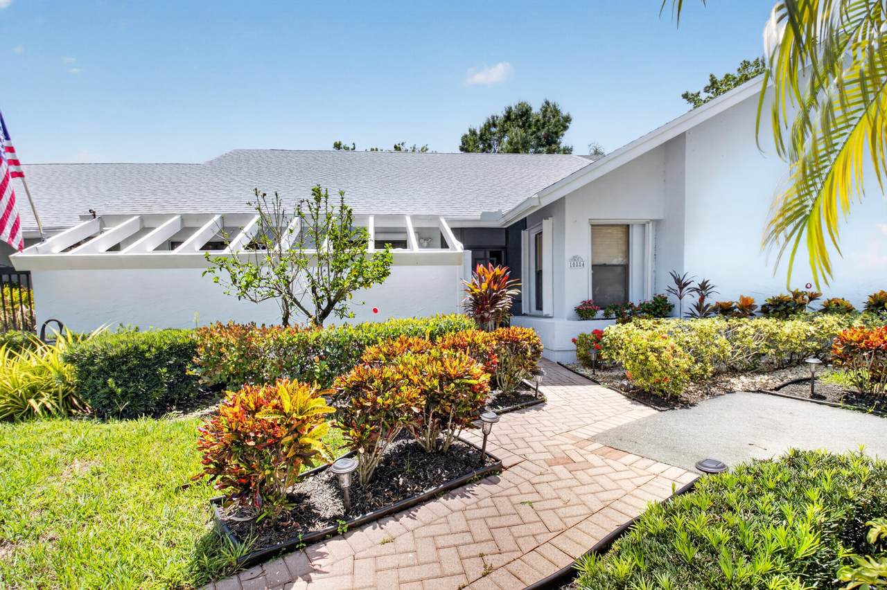 10884 Lake Front Place - Photo 1