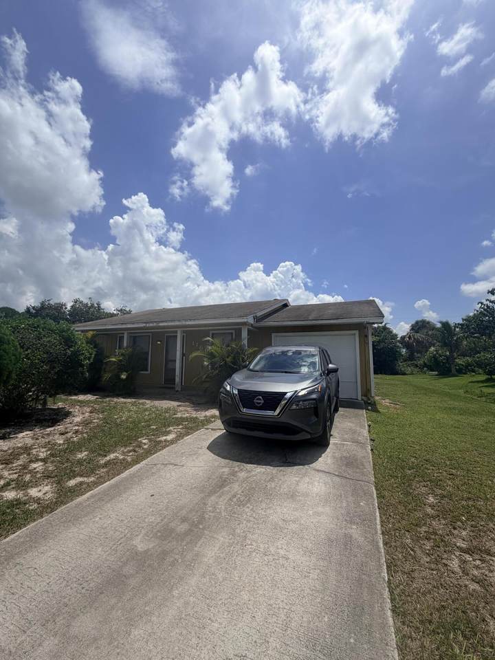 1166 Eleuthera Avenue - Photo 1