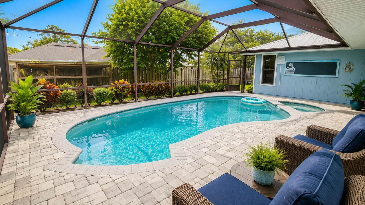 757 Lighthouse Avenue - Photo 1