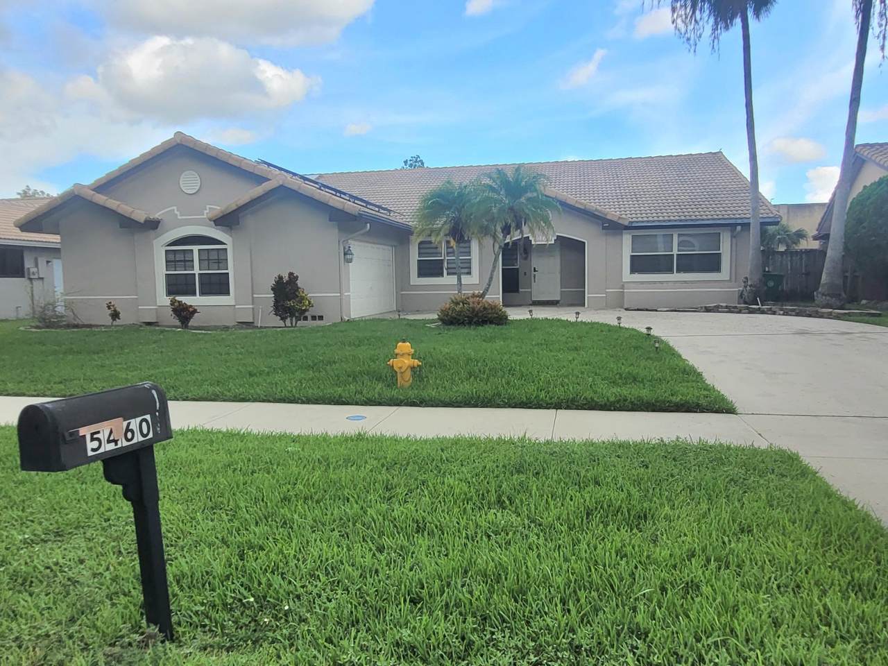 5460 Hawkes Bluff Avenue - Photo 1