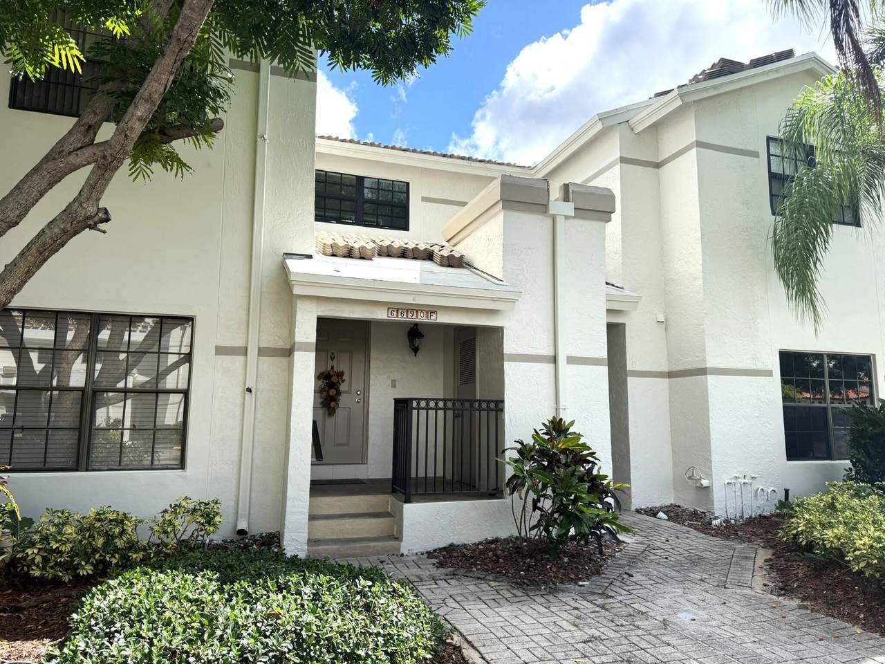 6690 Montego Bay Boulevard - Photo 1