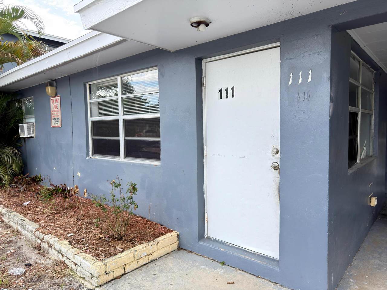 111 27TH Street - Photo 1