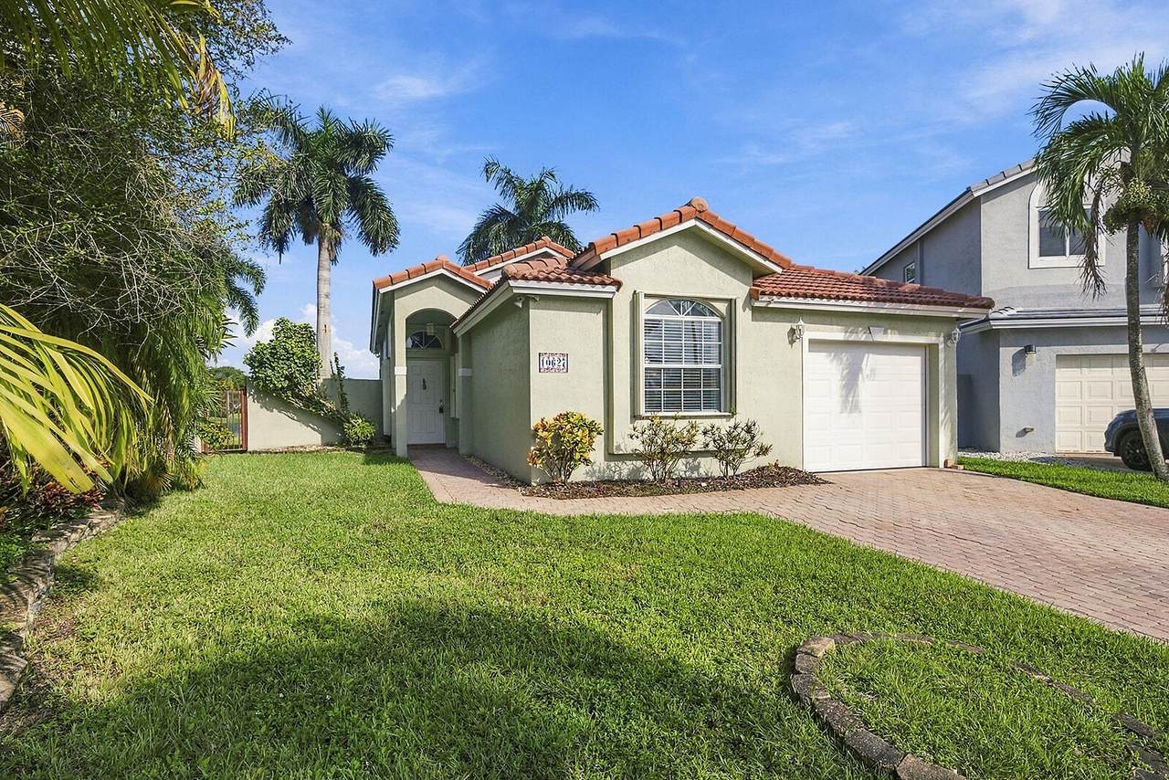 10627 7TH Street - Photo 1