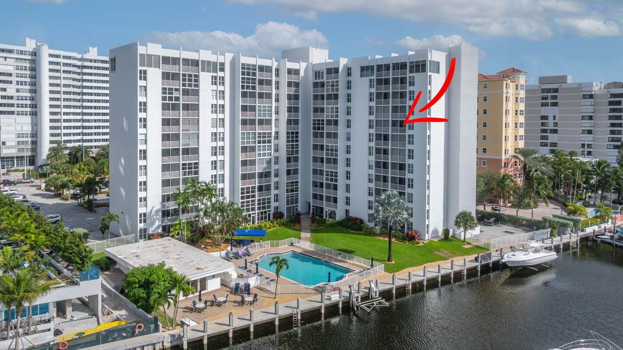 1391 Ocean Boulevard - Photo 1