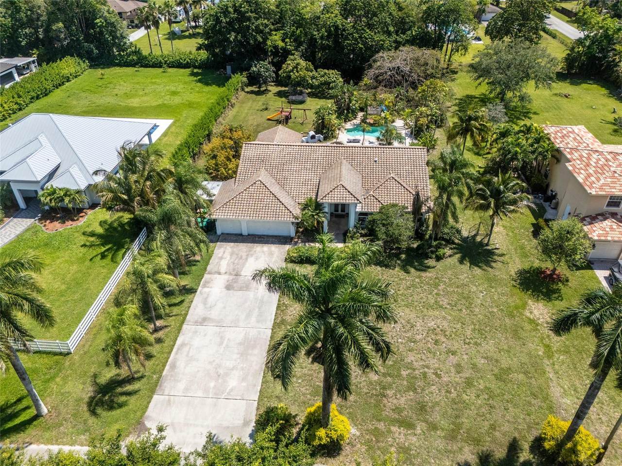 14463 16th Ct - Photo 1