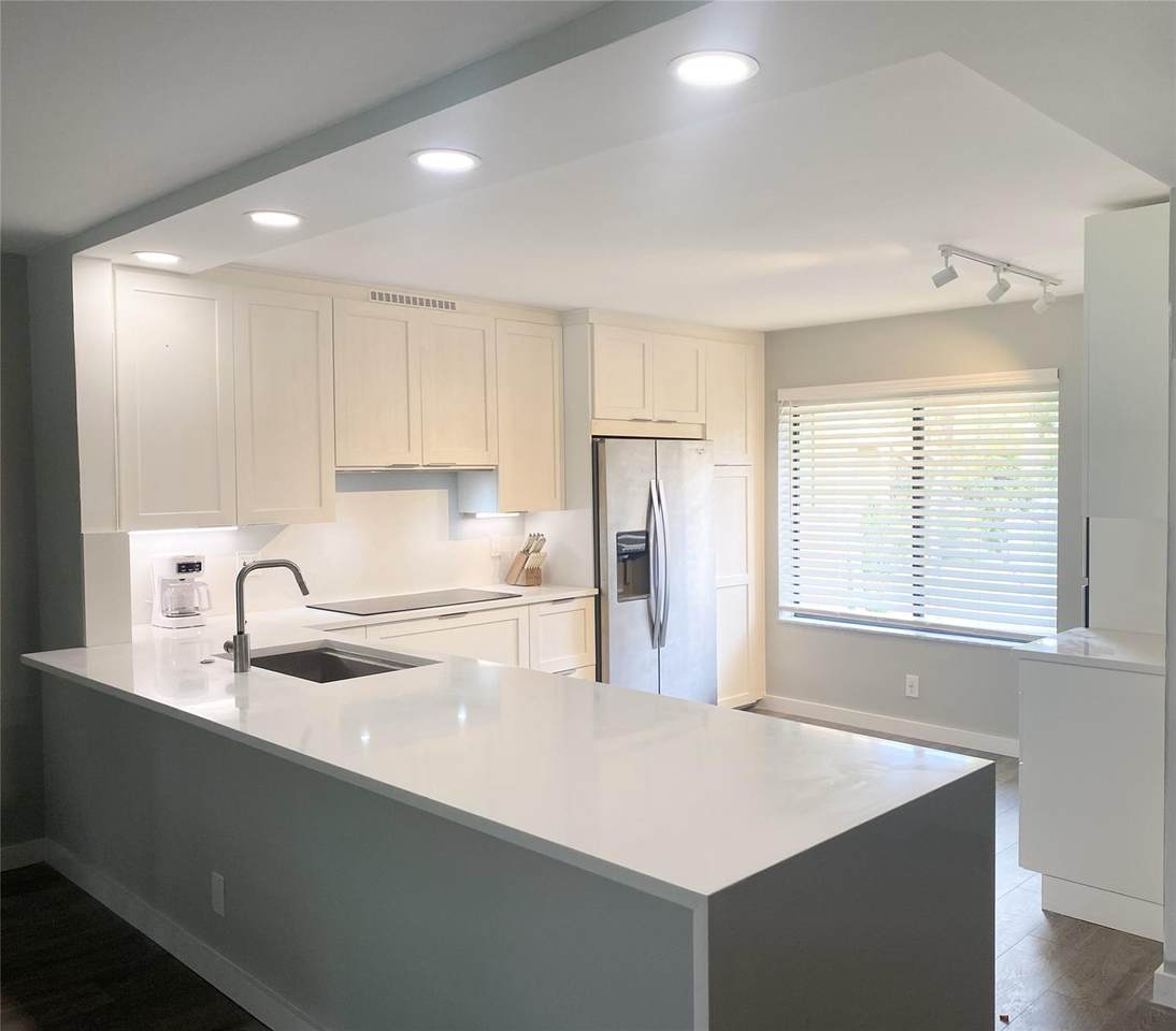 11231 Green Lake Dr - Photo 1