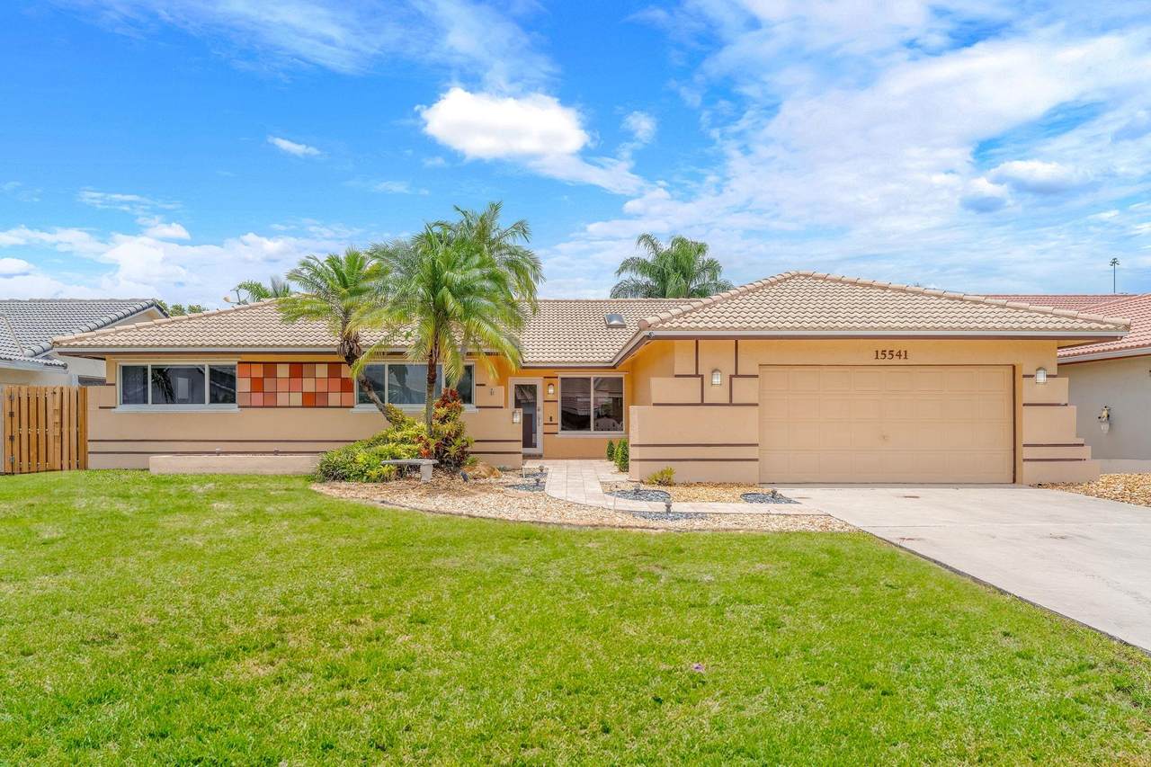 15541 Roundtable Rd - Photo 1