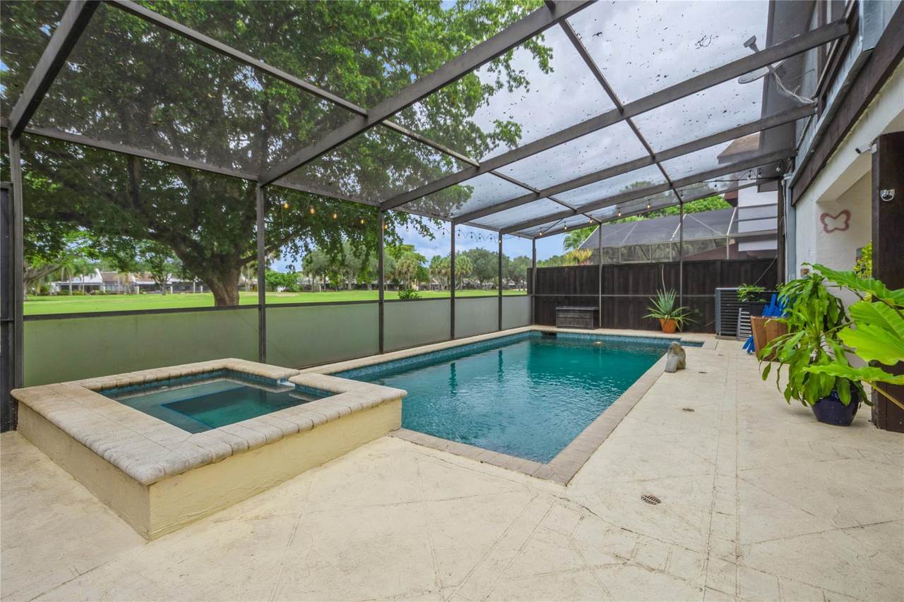 1400 Sandpiper Cir - Photo 1