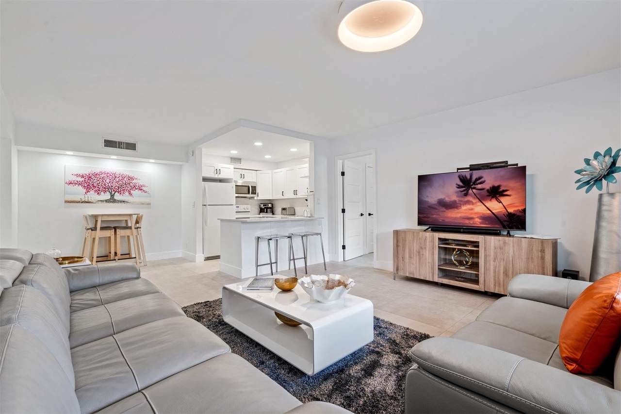 706 2nd Avenue - Photo 1