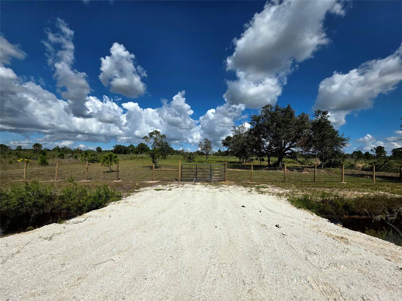 17019 296th St - Photo 1