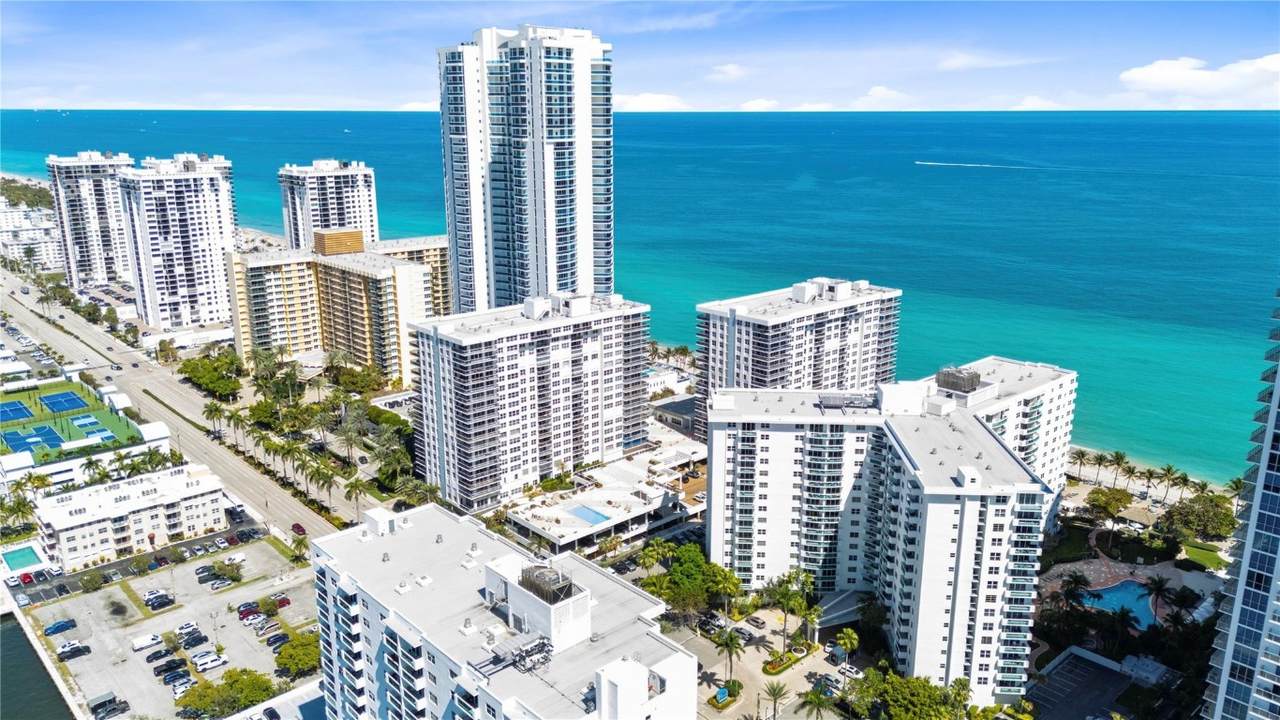 https://bt-photos.global.ssl.fastly.net/beaches/1280_boomver_2_F10519243-2.jpg