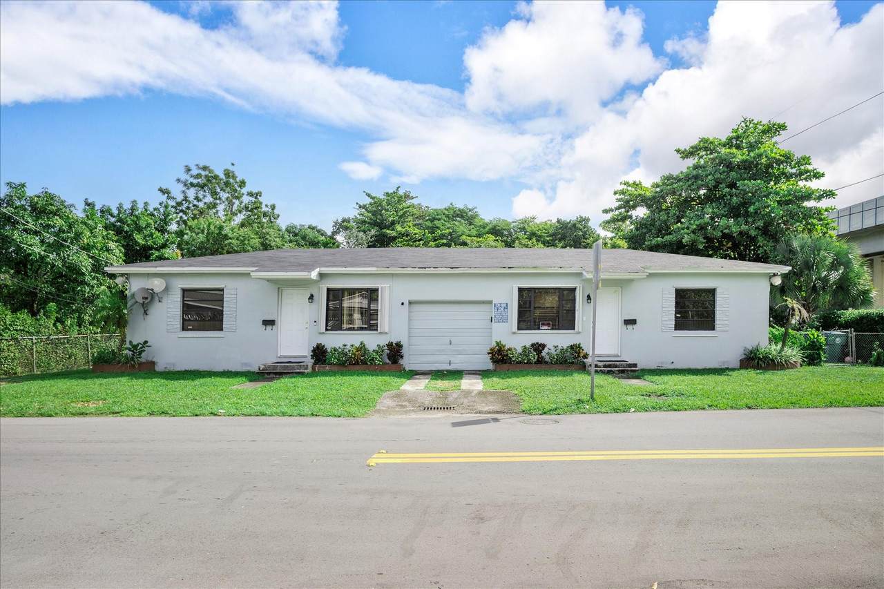 4001 15th Ave - Photo 1