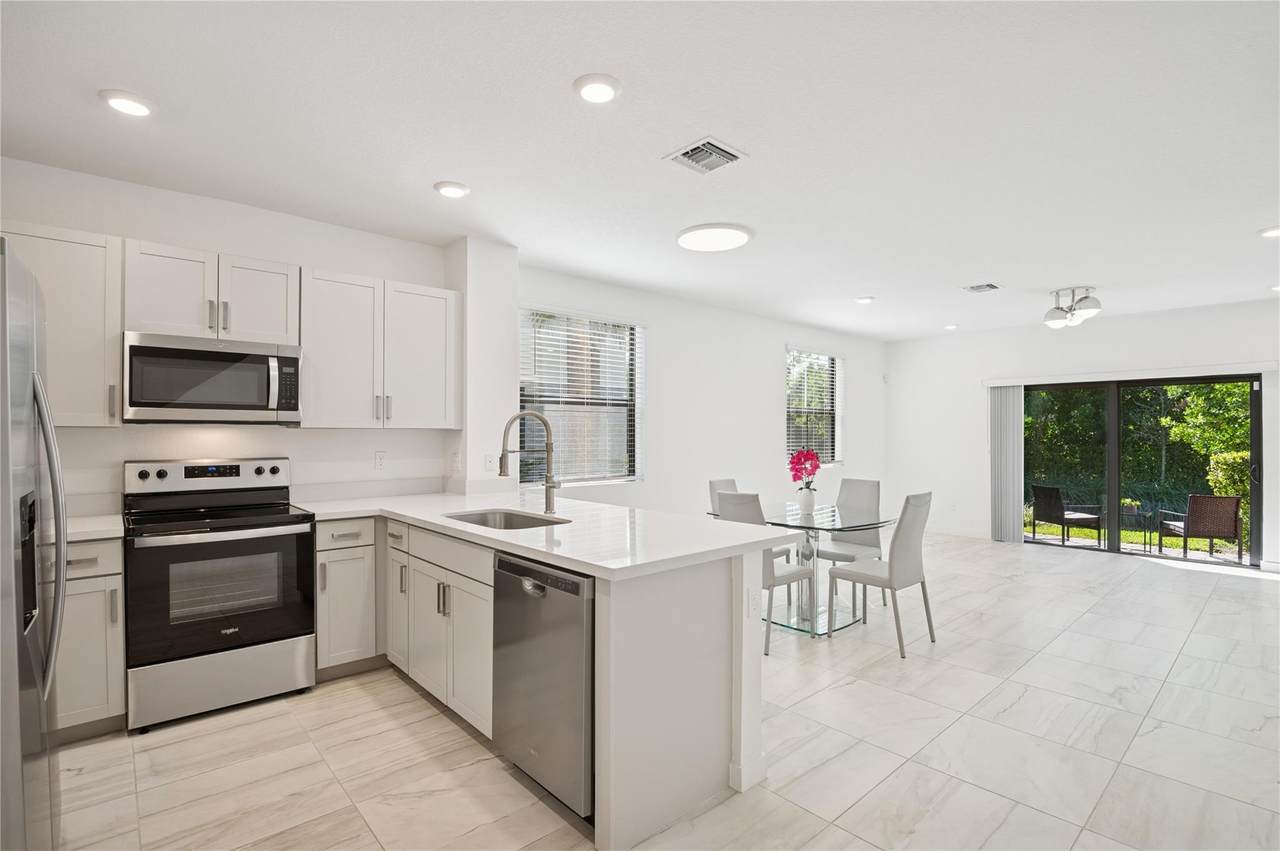 180 5th Ct - Photo 1