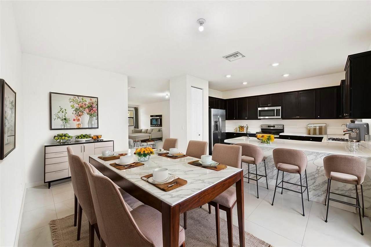 4033 Devenshire Ct - Photo 1