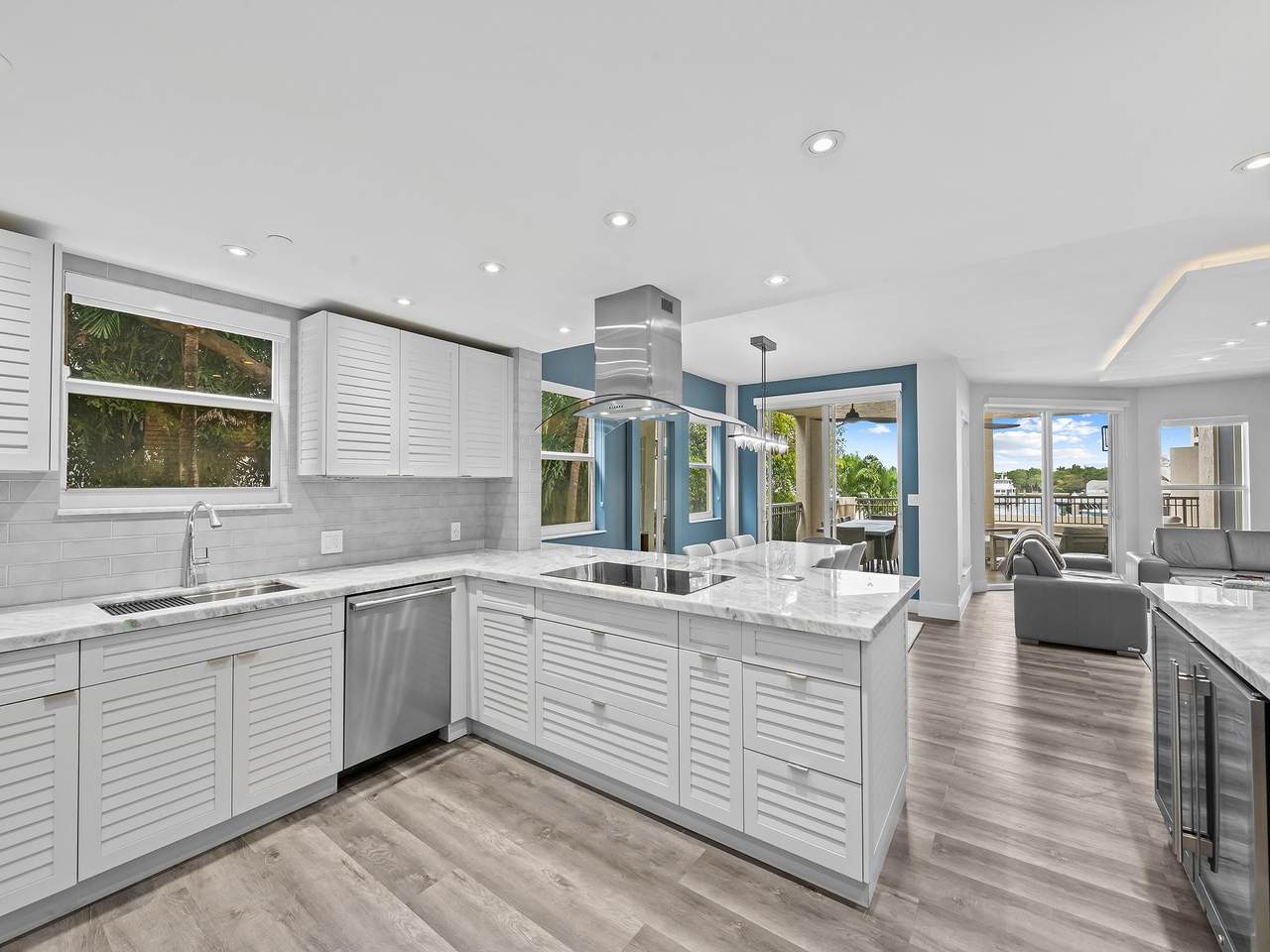 1050 Seminole - Photo 1